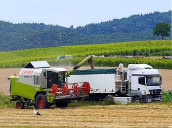 【赴日工作】農業器械的組裝、涂改、焊接、搬運等